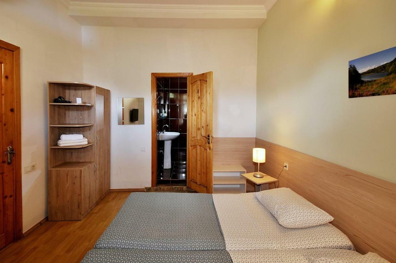 Smak Hotel Kobuleti Room photo